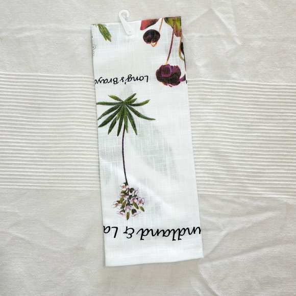 NWT Floral Tea Towel by Pour La MAISON - Picture 3 of 5